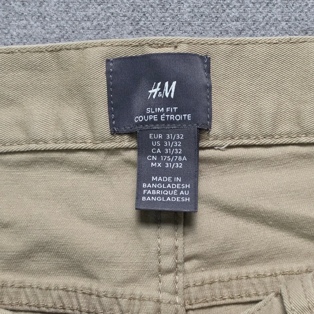 H&M Chino Pants Men 31x32 Tan Khaki Slim Fit Cotton Stretch Casual 10744027